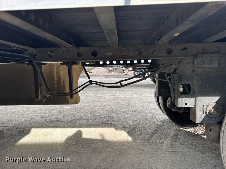 image for item EU6401 2012 Wabash dry van trailer