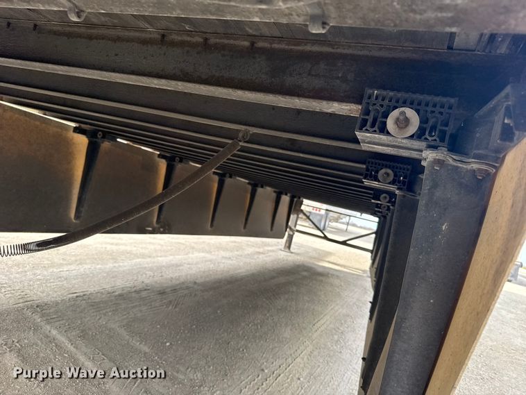 image for item EU6401 2012 Wabash dry van trailer