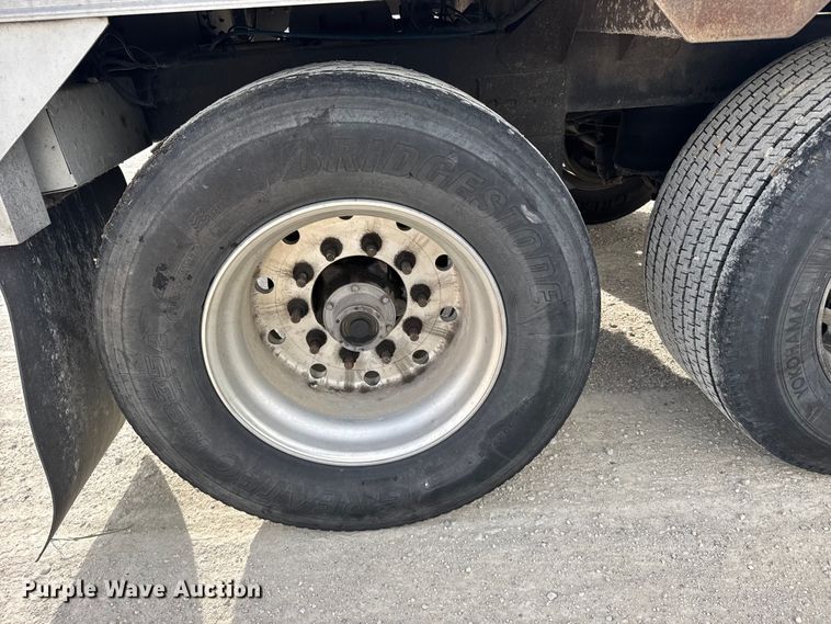 image for item EU6402 2011 Timpte, Inc bottom dump trailer