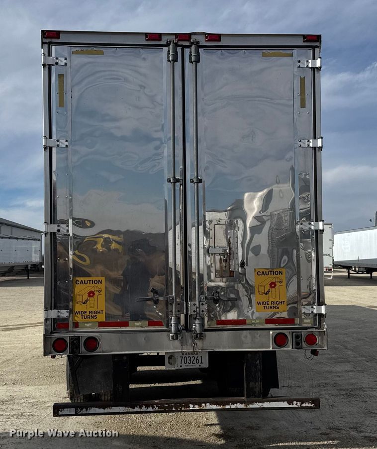 image for item EU6403 2009 Wabash refrigerated van trailer