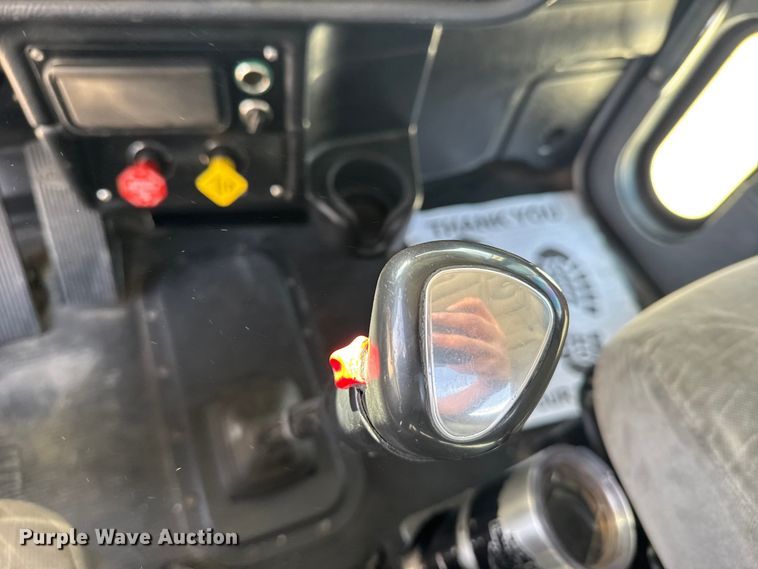 image for item EU6404 2004 Peterbilt 379 glider kit semi truck