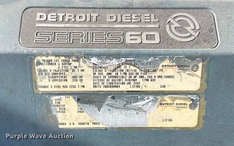 image for item EU6405 2003 Freightliner FLD132 semi truck