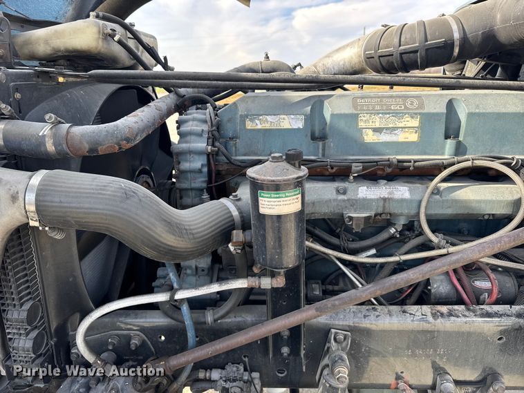 image for item EU6405 2003 Freightliner FLD132 semi truck