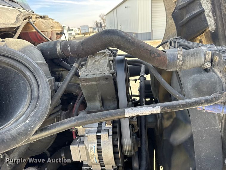 image for item EU6407 2005 Freightliner CST120 semi truck