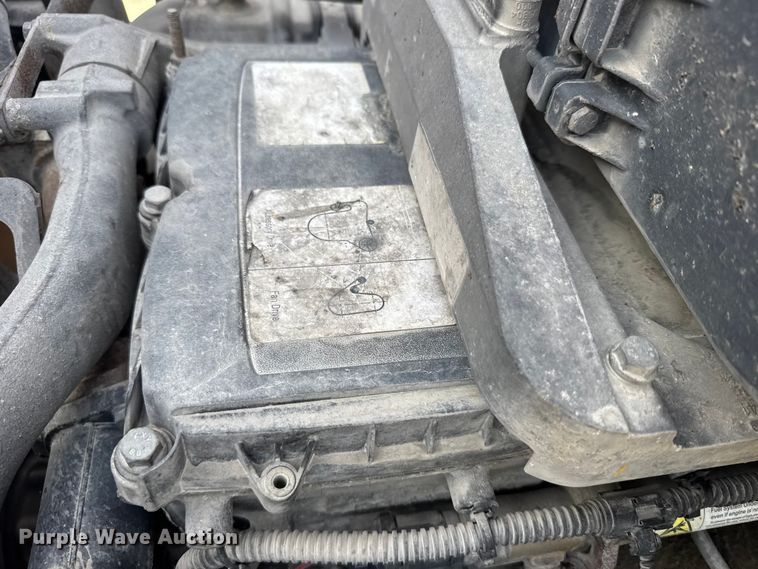 image for item EU6409 2011 Freightliner Cascadia semi truck