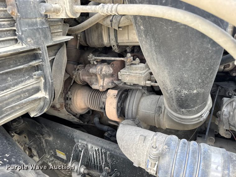 image for item EU6409 2011 Freightliner Cascadia semi truck