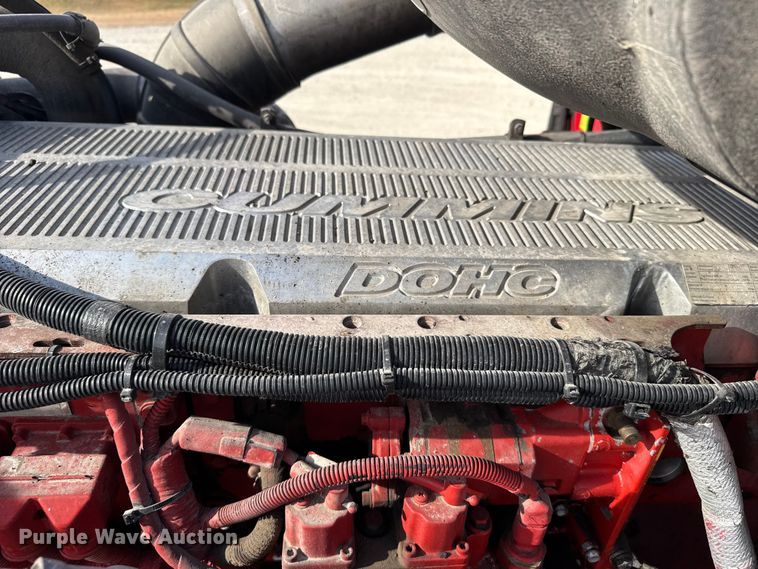 image for item EU6410 2009 Peterbilt 386 semi truck