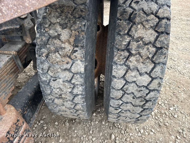 image for item EU6459 2007 Sterling L-Line semi truck