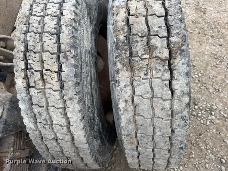 image for item EU6459 2007 Sterling L-Line semi truck