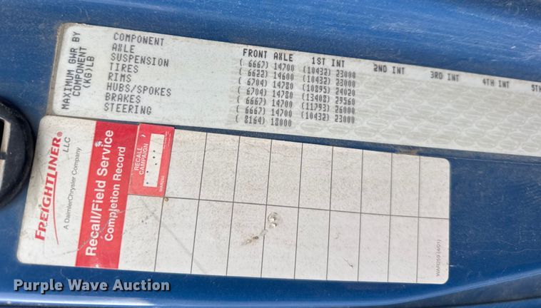 image for item EU6459 2007 Sterling L-Line semi truck