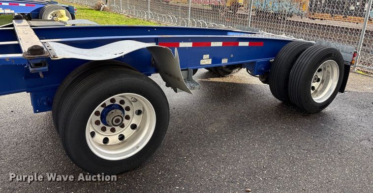 image for item EU8536 2013 Reinke container trailer