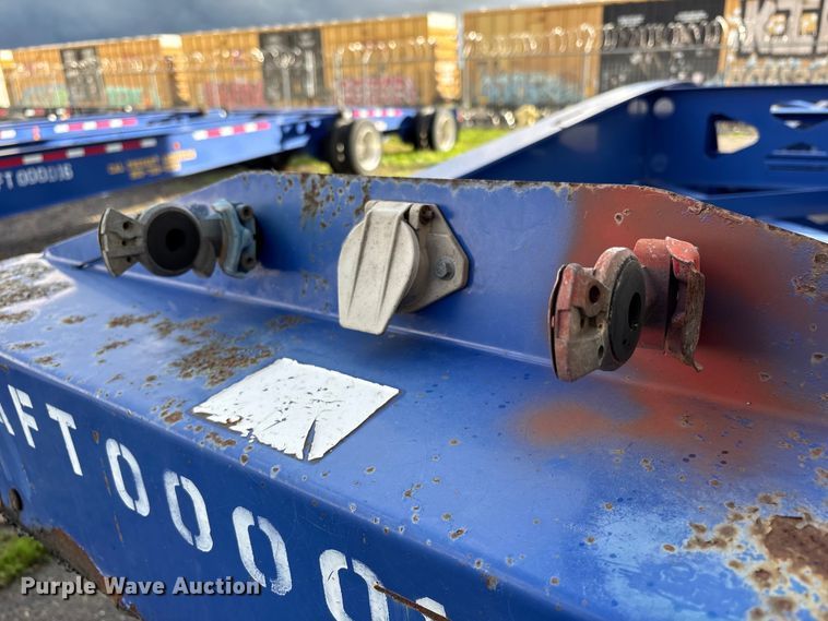 image for item EU8536 2013 Reinke container trailer