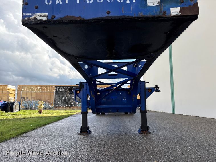 image for item EU8536 2013 Reinke container trailer