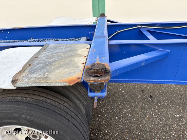 image for item EU8536 2013 Reinke container trailer