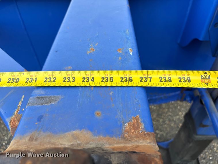 image for item EU8536 2013 Reinke container trailer