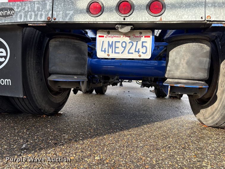 image for item EU8536 2013 Reinke container trailer