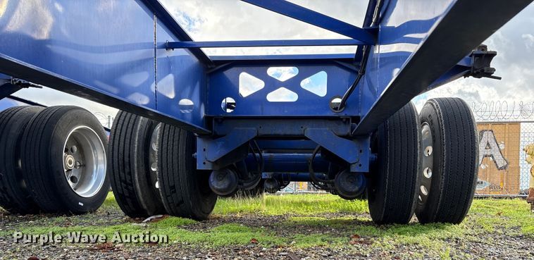 image for item EU8542 2013 Reinke container trailer