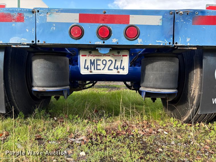 image for item EU8542 2013 Reinke container trailer