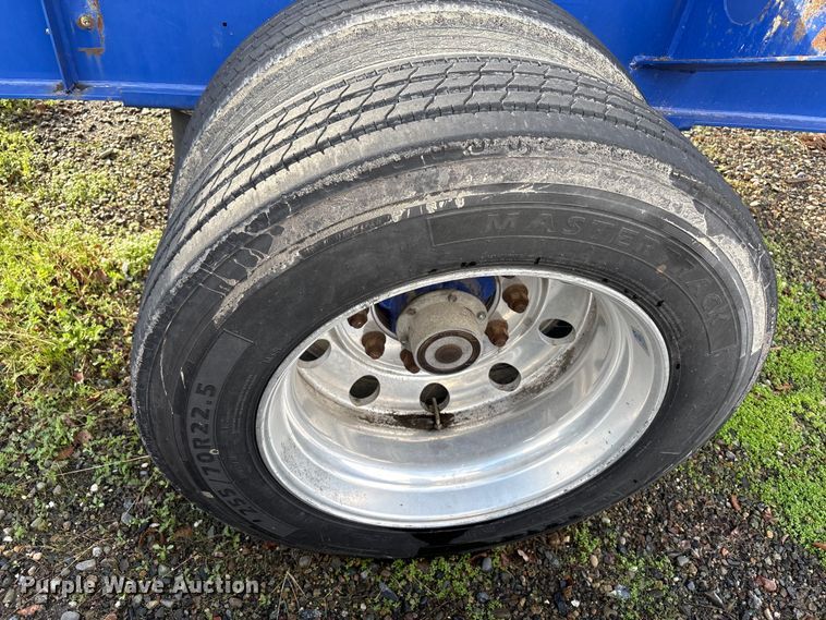 image for item EU8542 2013 Reinke container trailer