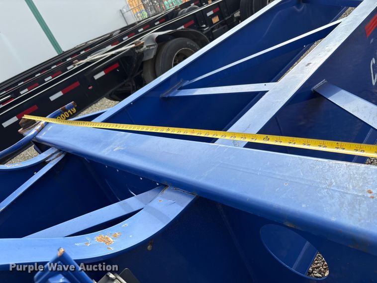 image for item EU8543 2013 Reinke container trailer