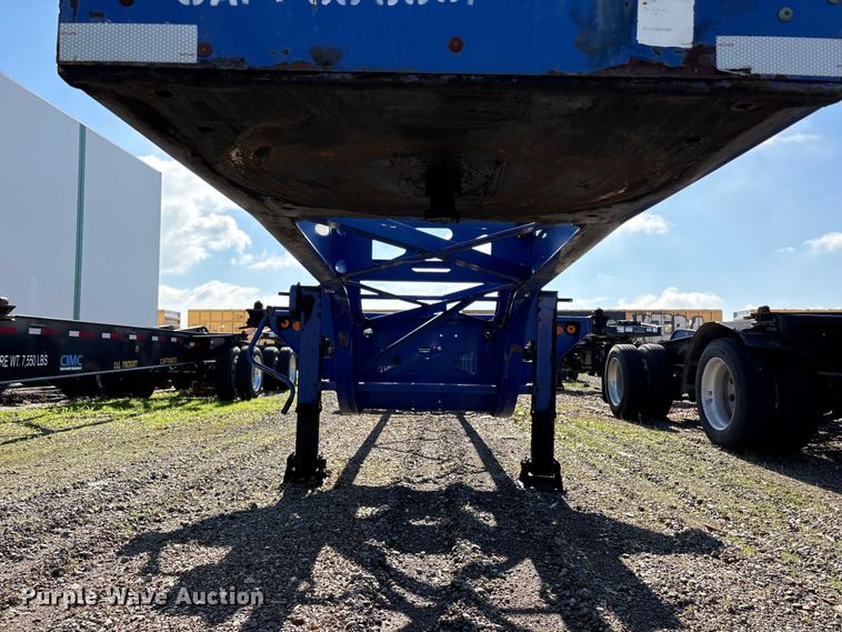 image for item EU8552 2013 Reinke container trailer