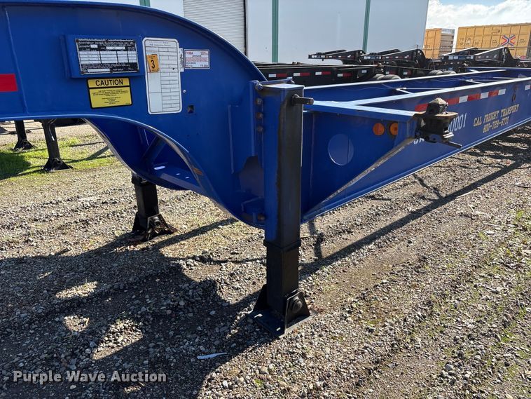 image for item EU8552 2013 Reinke container trailer