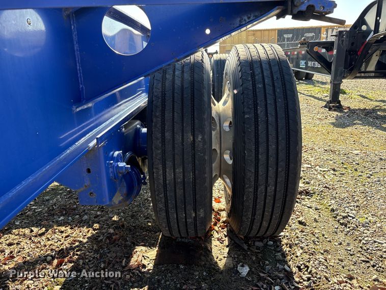 image for item EU8552 2013 Reinke container trailer