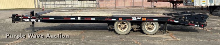 image for item EV3319 1998 Trail King TK40LP equipment trailer