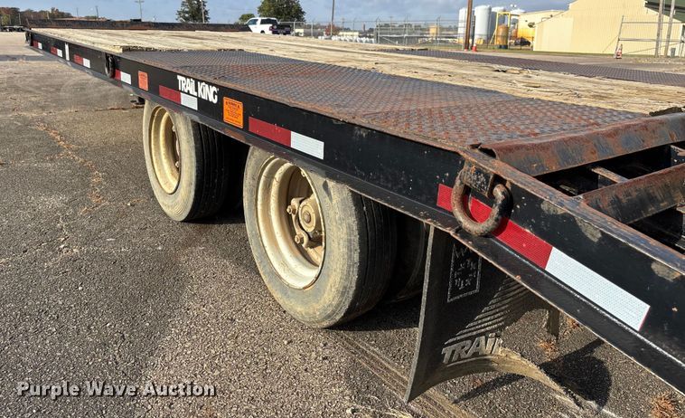 image for item EV3319 1998 Trail King TK40LP equipment trailer