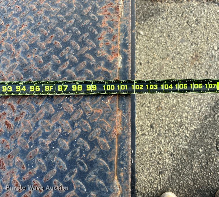 image for item EV3319 1998 Trail King TK40LP equipment trailer