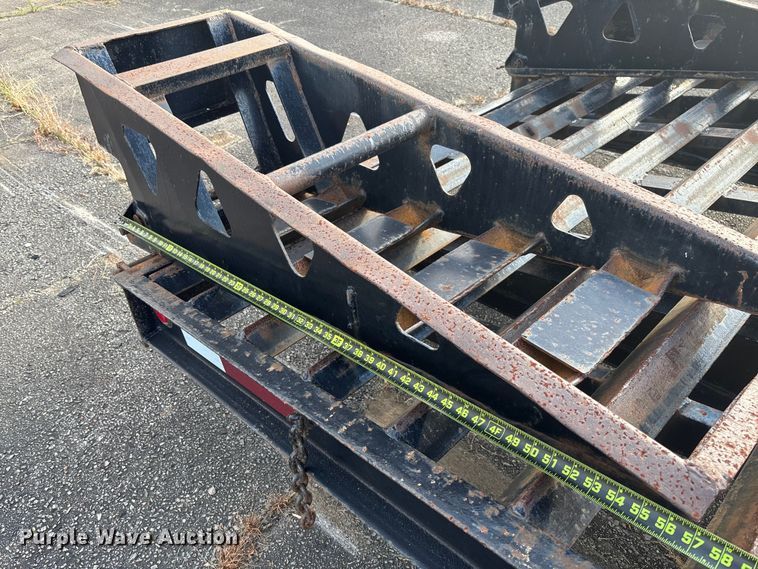 image for item EV3319 1998 Trail King TK40LP equipment trailer