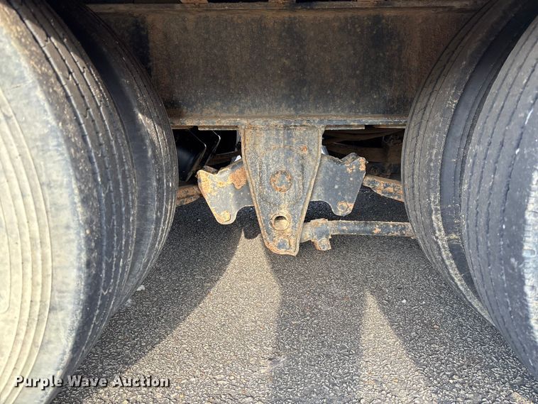 image for item EV3319 1998 Trail King TK40LP equipment trailer