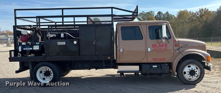 image for item EV3320 1998 International 4700 Low Profile Crew Cab utility / service truck
