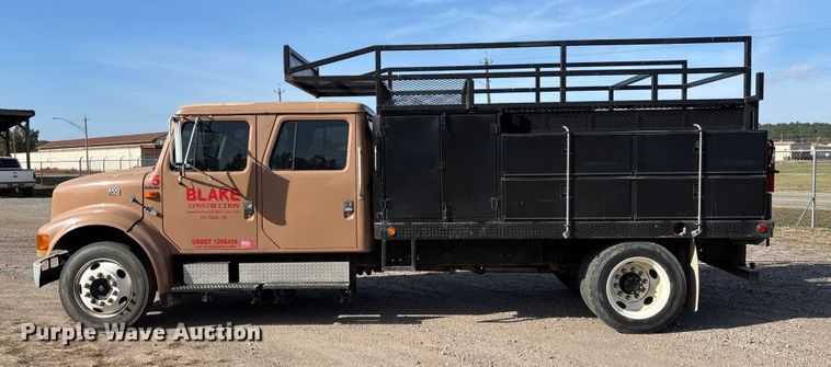 image for item EV3320 1998 International 4700 Low Profile Crew Cab utility / service truck