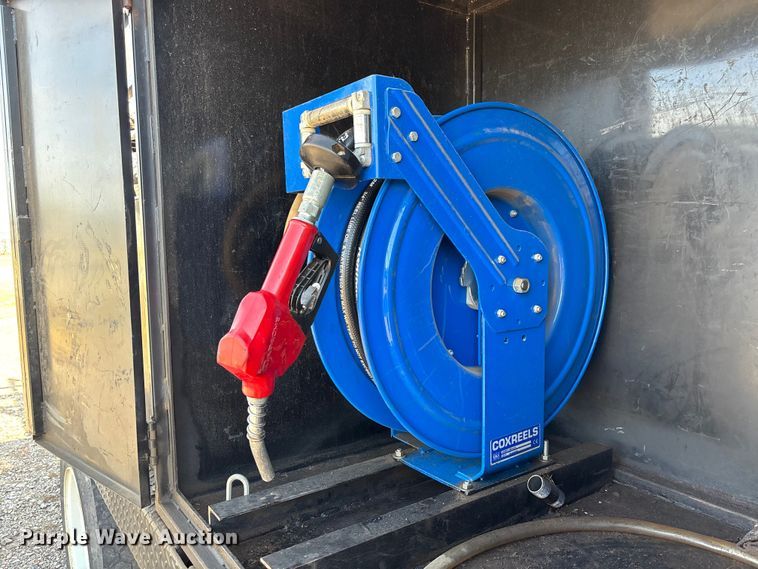 image for item EV3320 1998 International 4700 Low Profile Crew Cab utility / service truck