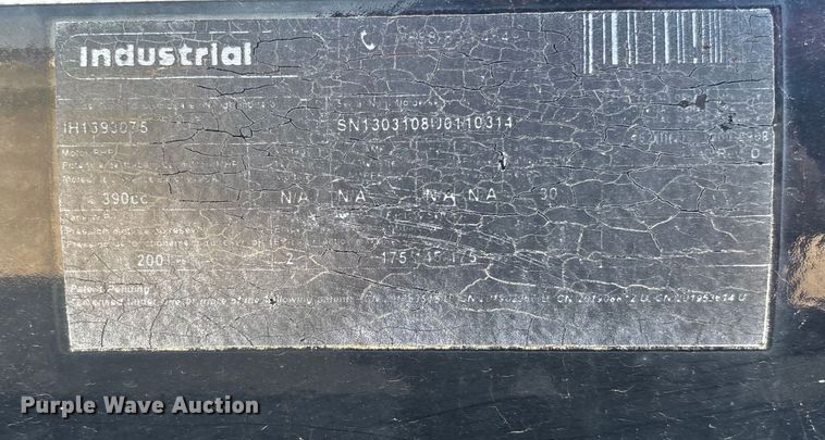 image for item EV3320 1998 International 4700 Low Profile Crew Cab utility / service truck