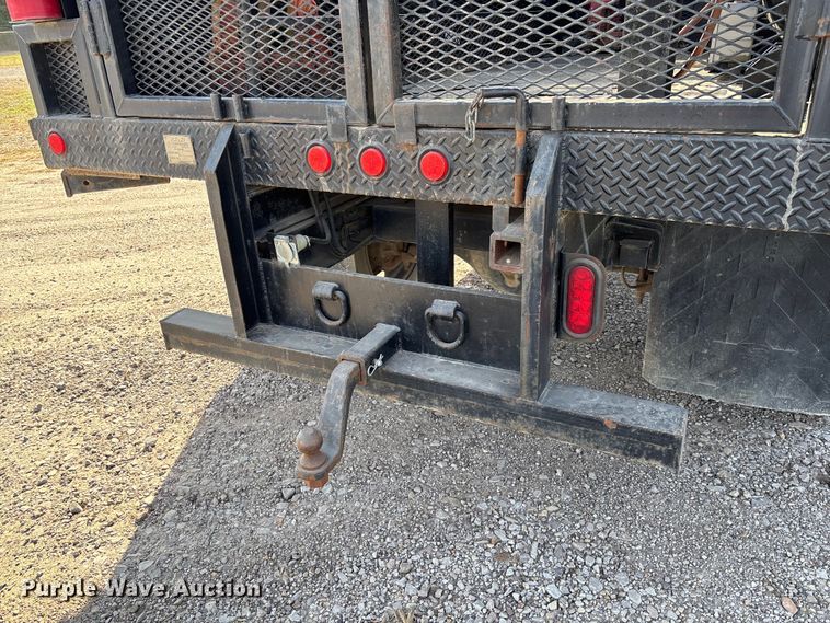 image for item EV3320 1998 International 4700 Low Profile Crew Cab utility / service truck