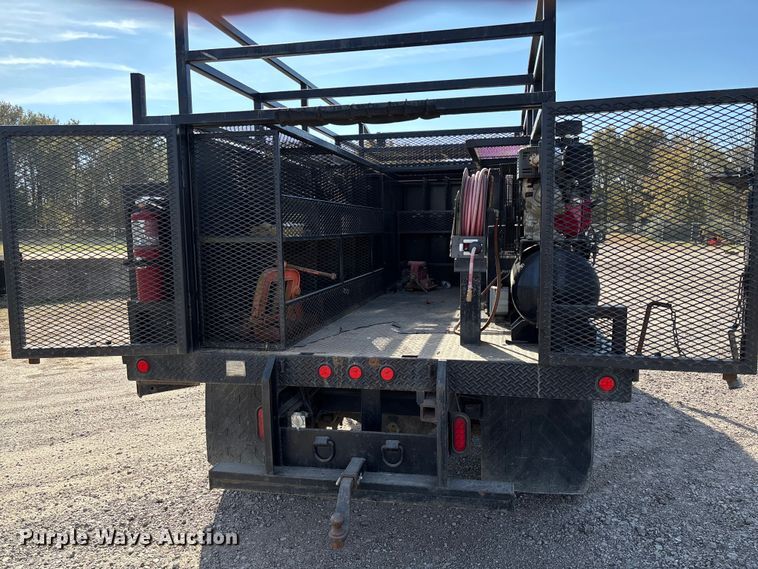 image for item EV3320 1998 International 4700 Low Profile Crew Cab utility / service truck