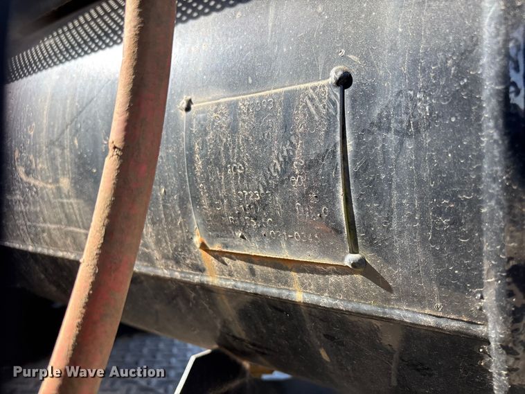 image for item EV3320 1998 International 4700 Low Profile Crew Cab utility / service truck