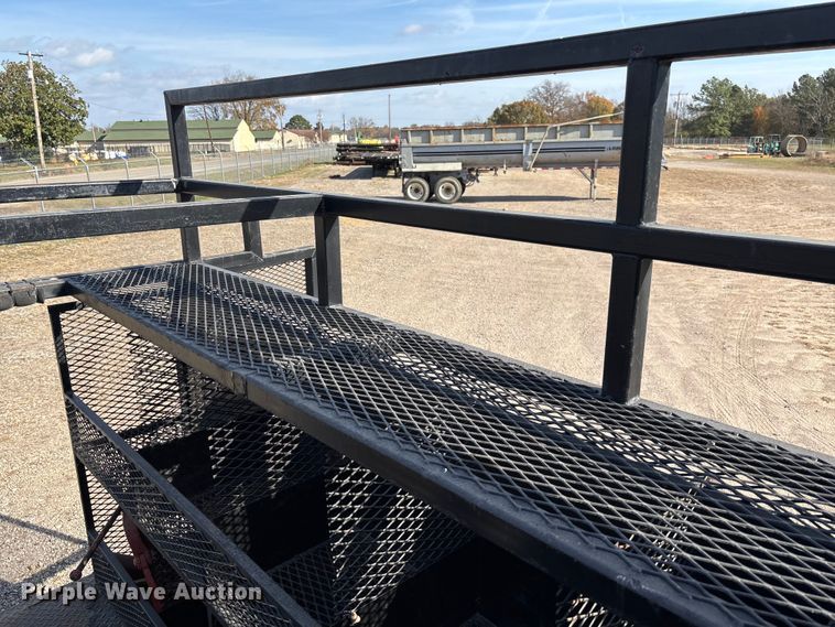 image for item EV3320 1998 International 4700 Low Profile Crew Cab utility / service truck