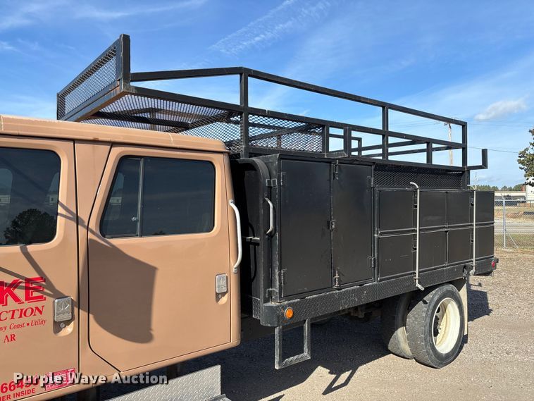 image for item EV3320 1998 International 4700 Low Profile Crew Cab utility / service truck