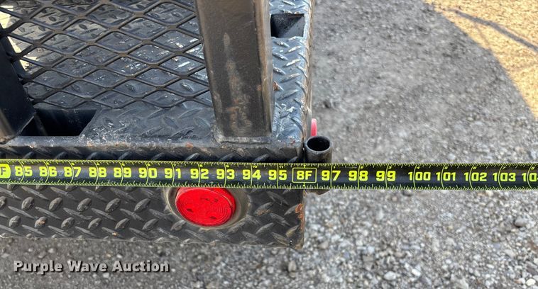 image for item EV3320 1998 International 4700 Low Profile Crew Cab utility / service truck