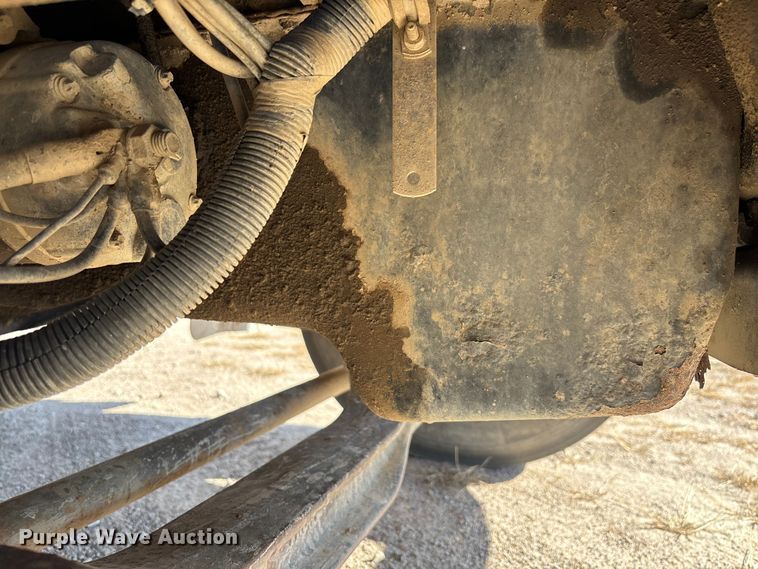 image for item EV3320 1998 International 4700 Low Profile Crew Cab utility / service truck