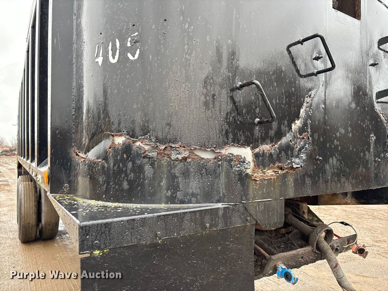 image for item EV3353 1995 Hibilt end dump trailer