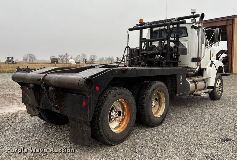 image for item EV3355 2006 Sterling Truck L9500 Series winch truck