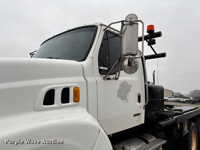 image for item EV3355 2006 Sterling Truck L9500 Series winch truck