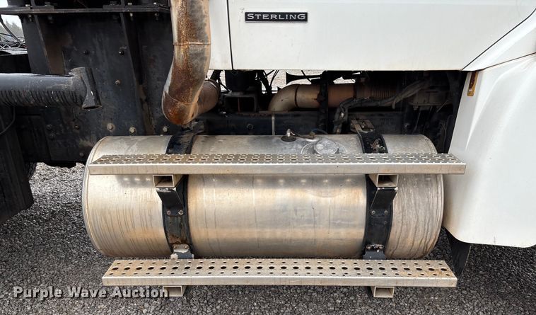 image for item EV3355 2006 Sterling Truck L9500 Series winch truck