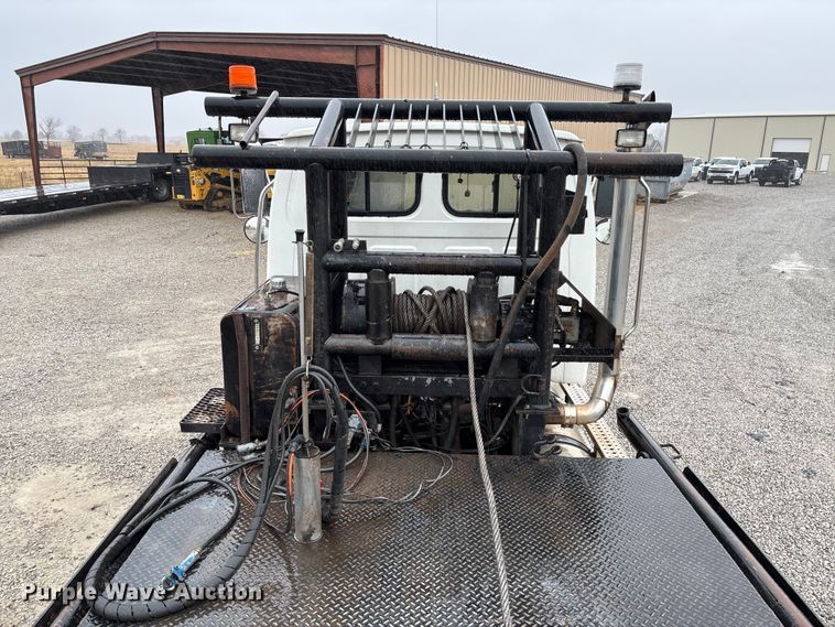 image for item EV3355 2006 Sterling Truck L9500 Series winch truck