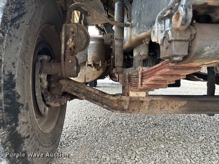 image for item EV3355 2006 Sterling Truck L9500 Series winch truck