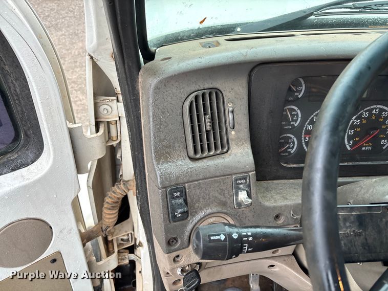 image for item EV3355 2006 Sterling Truck L9500 Series winch truck